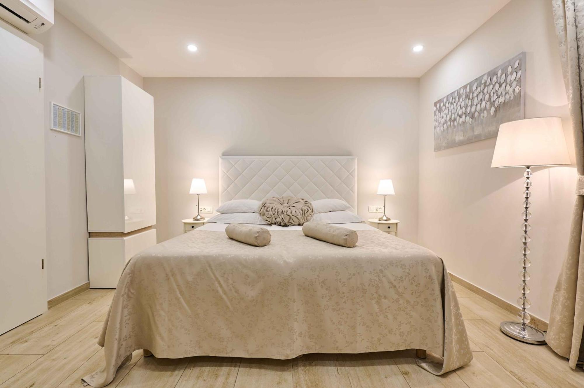 Best Location Rooms Split Quarto foto